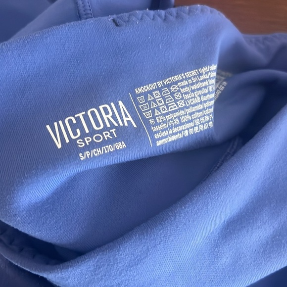 Victoria’s Secret leggings - Picture 2 of 3